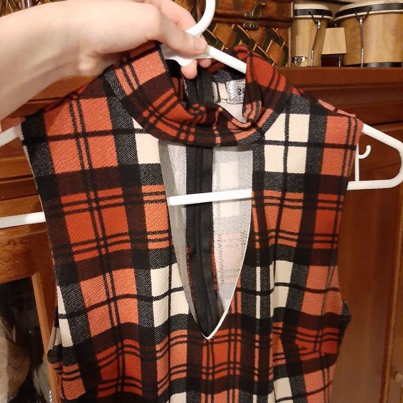 Blood Orange Plaid Dress - Picture 4 of 4